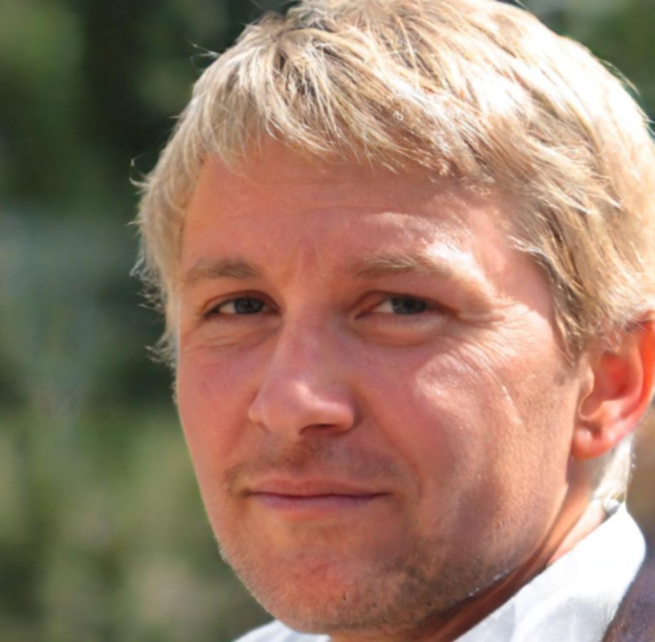 Matías Valdemar, Consultor Senior en Inversiones